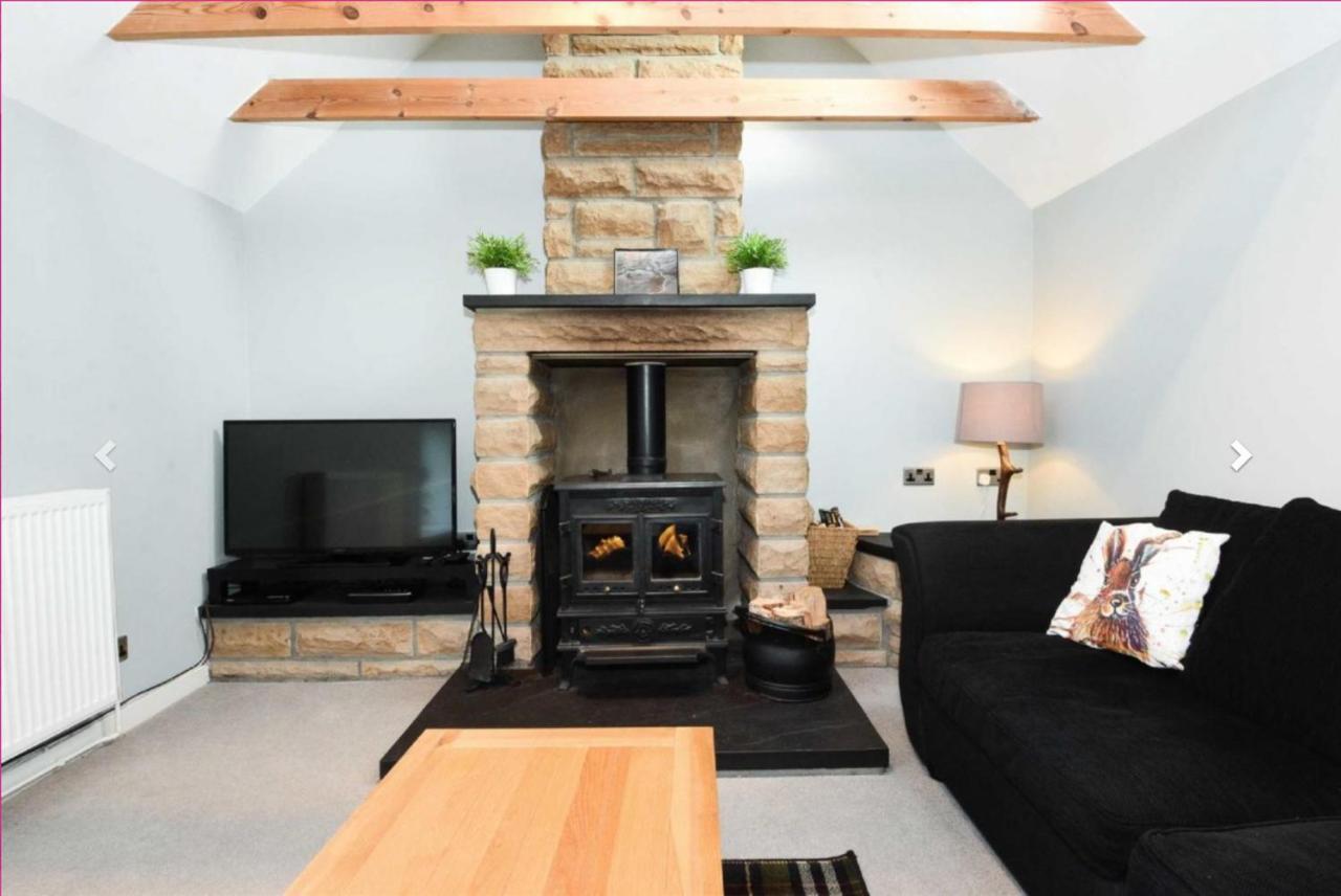 Ailnack Cottage -Cheerful Cottage With Secure Garden And Off Street Parking Sleeps 4トミントゥール エクステリア 写真