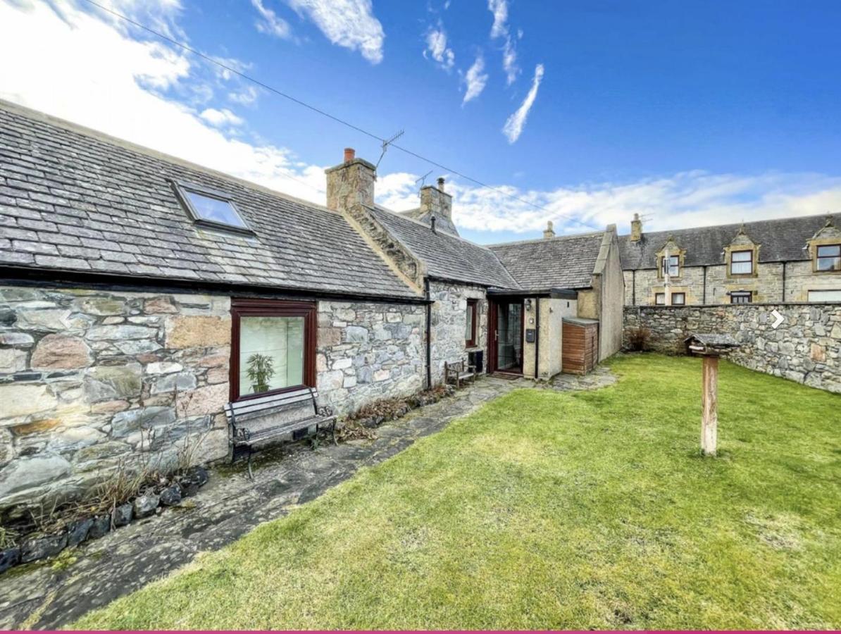 Ailnack Cottage -Cheerful Cottage With Secure Garden And Off Street Parking Sleeps 4トミントゥール エクステリア 写真