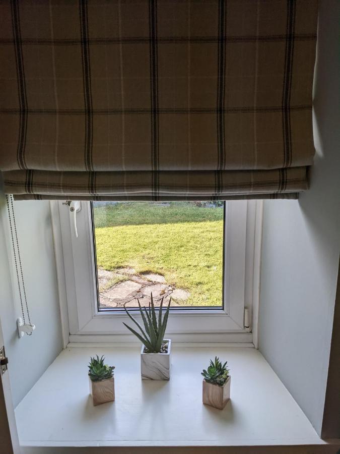 Ailnack Cottage -Cheerful Cottage With Secure Garden And Off Street Parking Sleeps 4トミントゥール エクステリア 写真