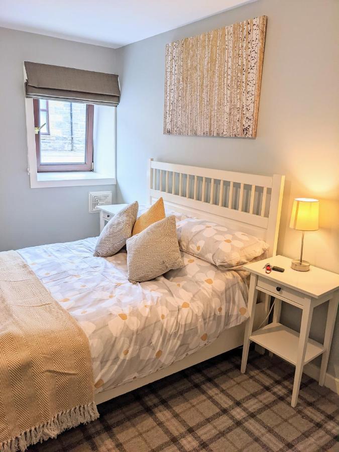 Ailnack Cottage -Cheerful Cottage With Secure Garden And Off Street Parking Sleeps 4トミントゥール エクステリア 写真